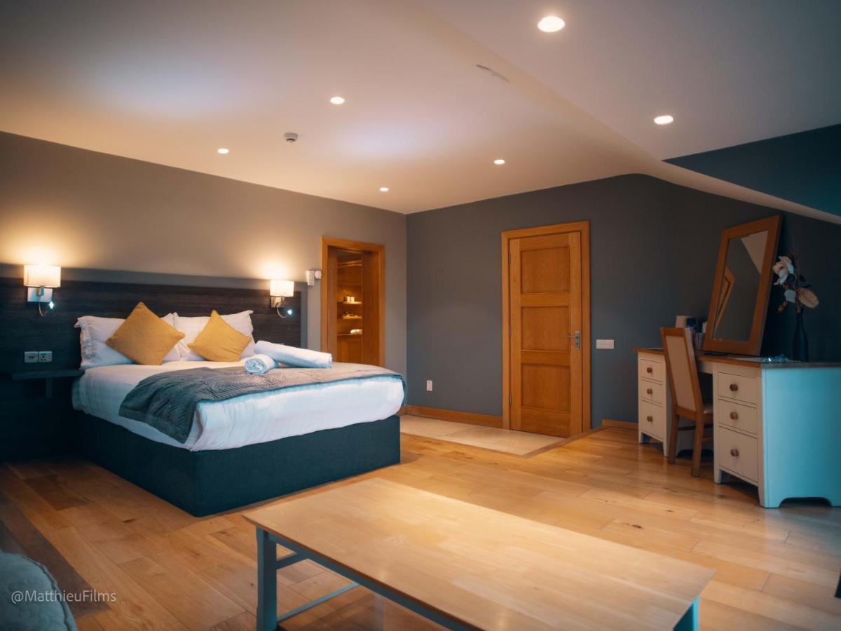 Fab View (Adults Only) Hotel Dingle Ngoại thất bức ảnh
