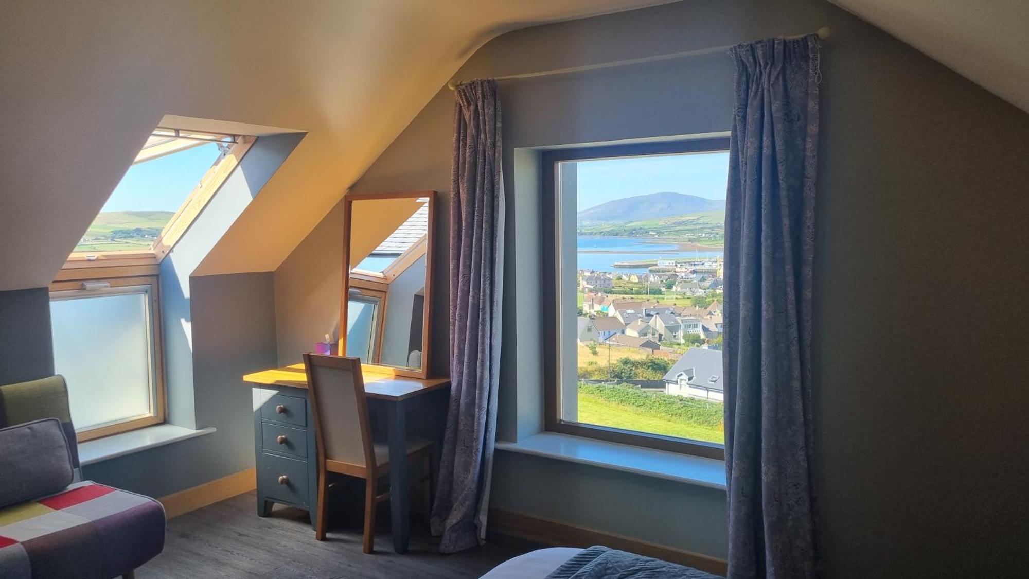 Fab View (Adults Only) Hotel Dingle Phòng bức ảnh