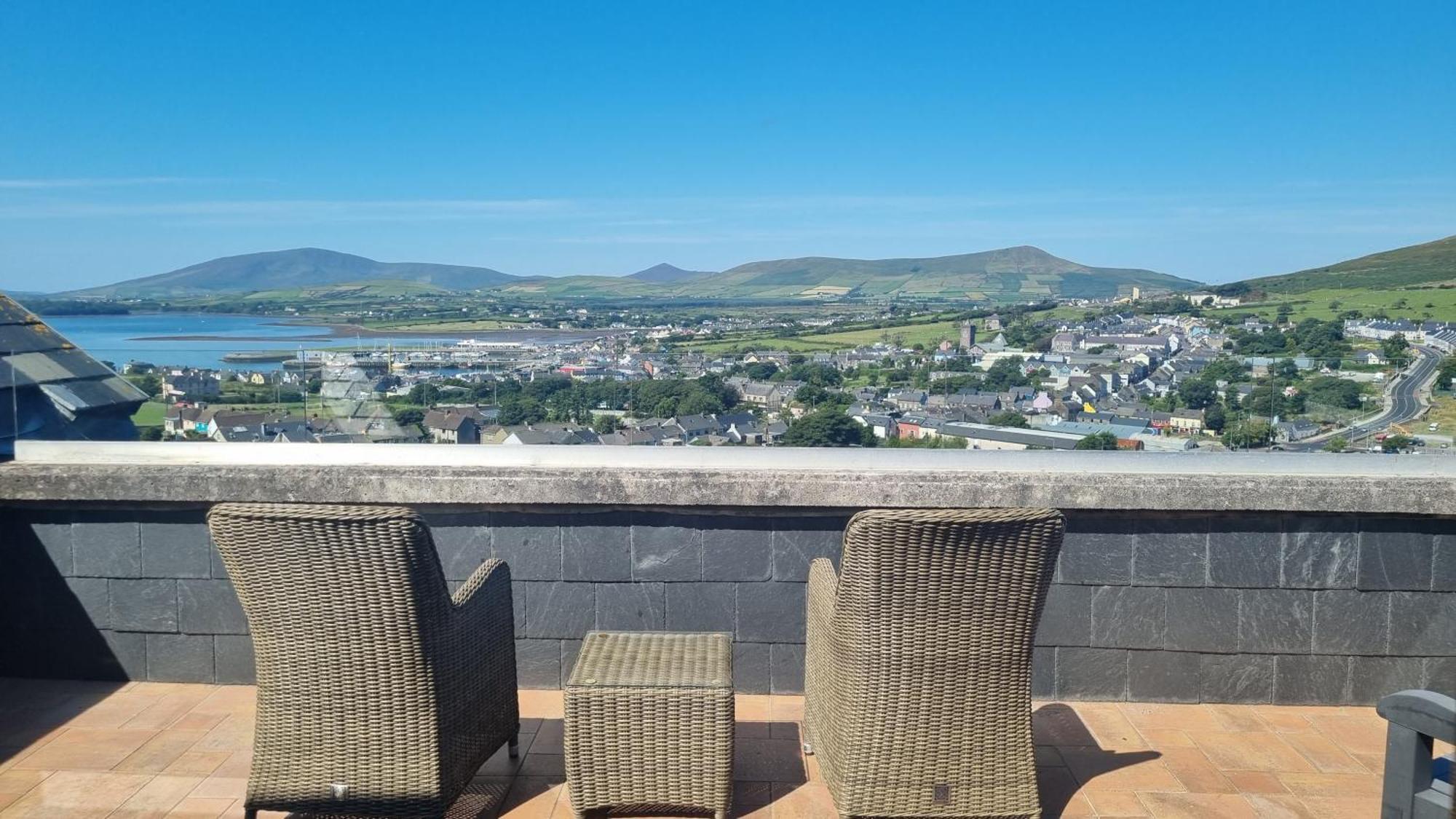 Fab View (Adults Only) Hotel Dingle Phòng bức ảnh