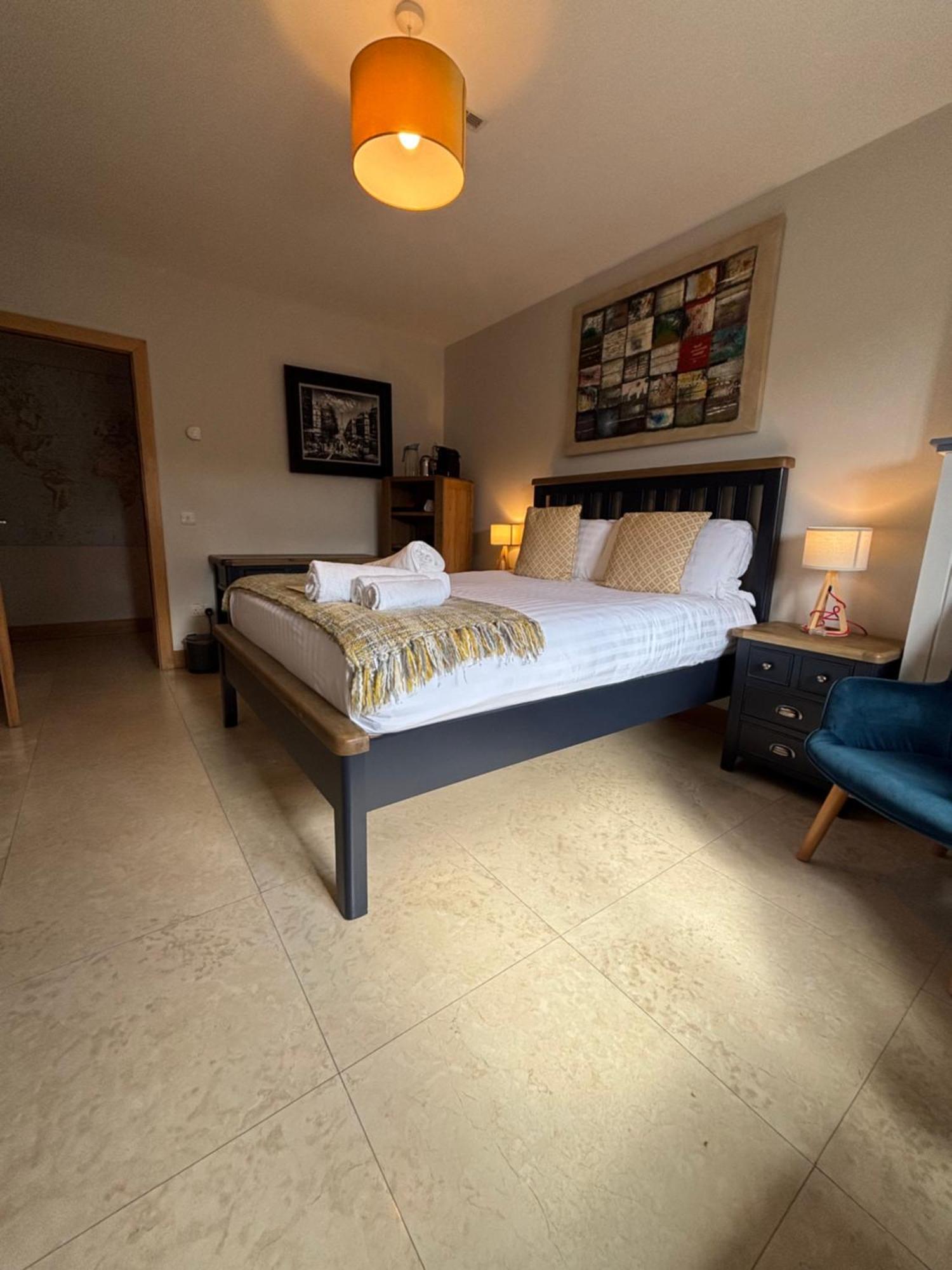 Fab View (Adults Only) Hotel Dingle Ngoại thất bức ảnh